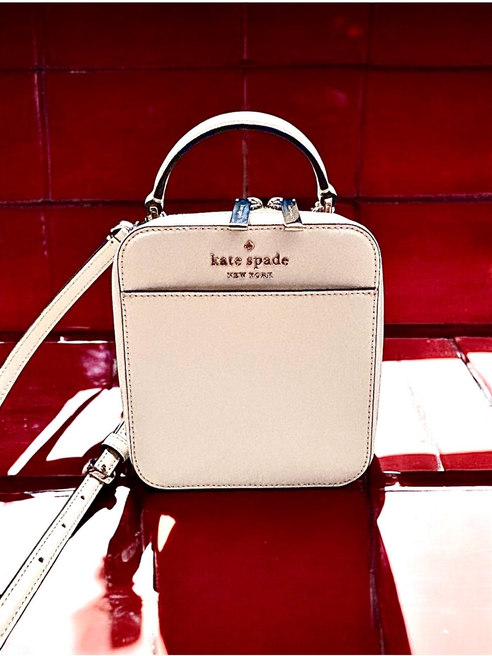 kate spade Daisy Vanity Bag